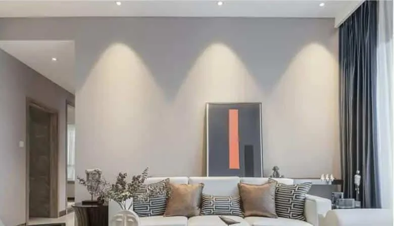 24도 LED 스포트라이트