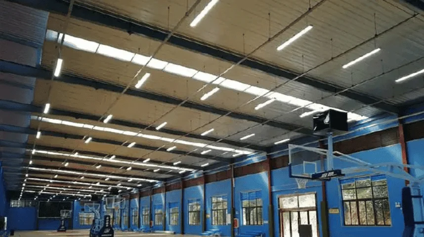 외부 환경용 LED 일자형 조명 기구